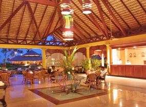 Hotel Arena Blanca Lobby